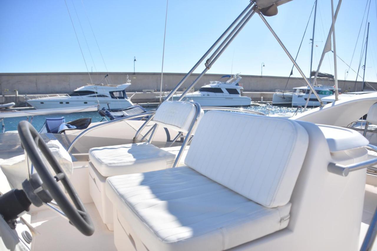 Hotel Luxury Yacht Kamikara San Miguel de Abona Exterior foto